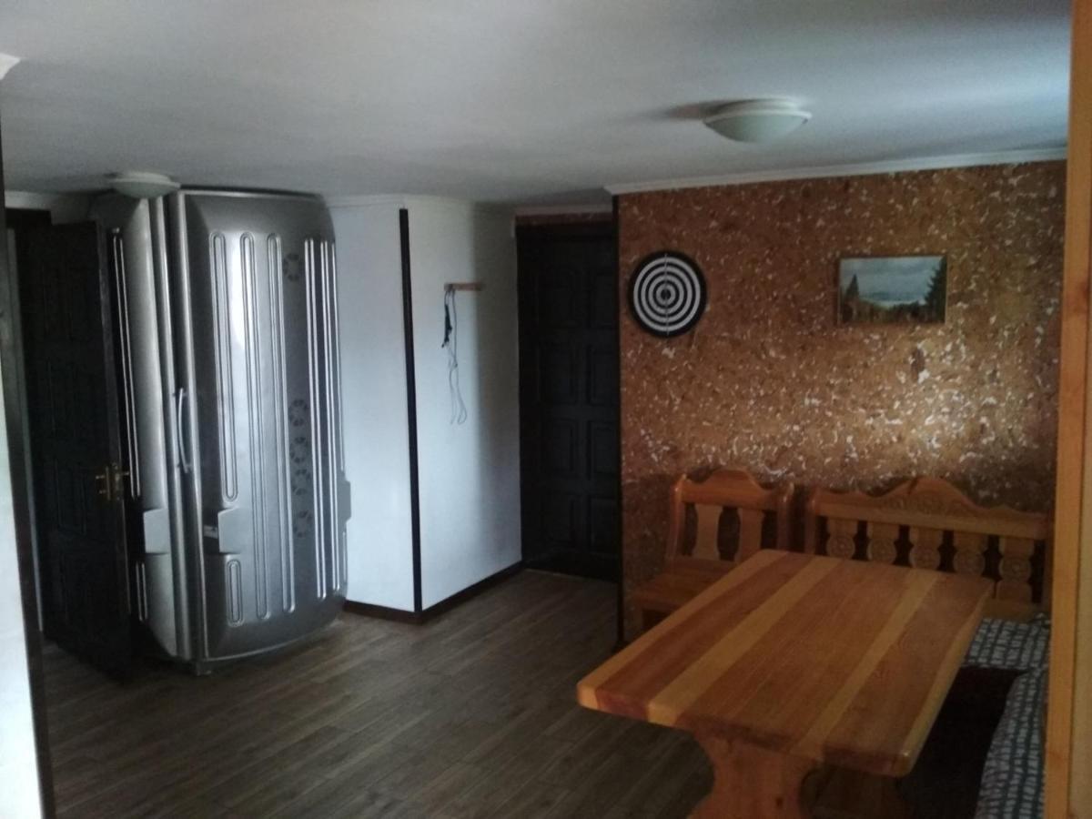 Шале Карпатська Казка Slavske Exteriör bild